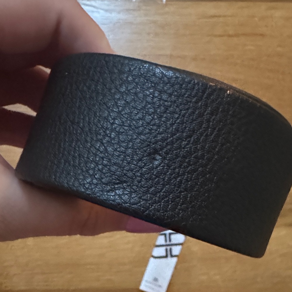 B-Low the Belt Black Leather Belt with Silver Ring Buckle - Picture 3 of 4